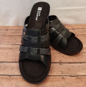 White Mountain Shoes New In Box Style: Bebop Sanda
